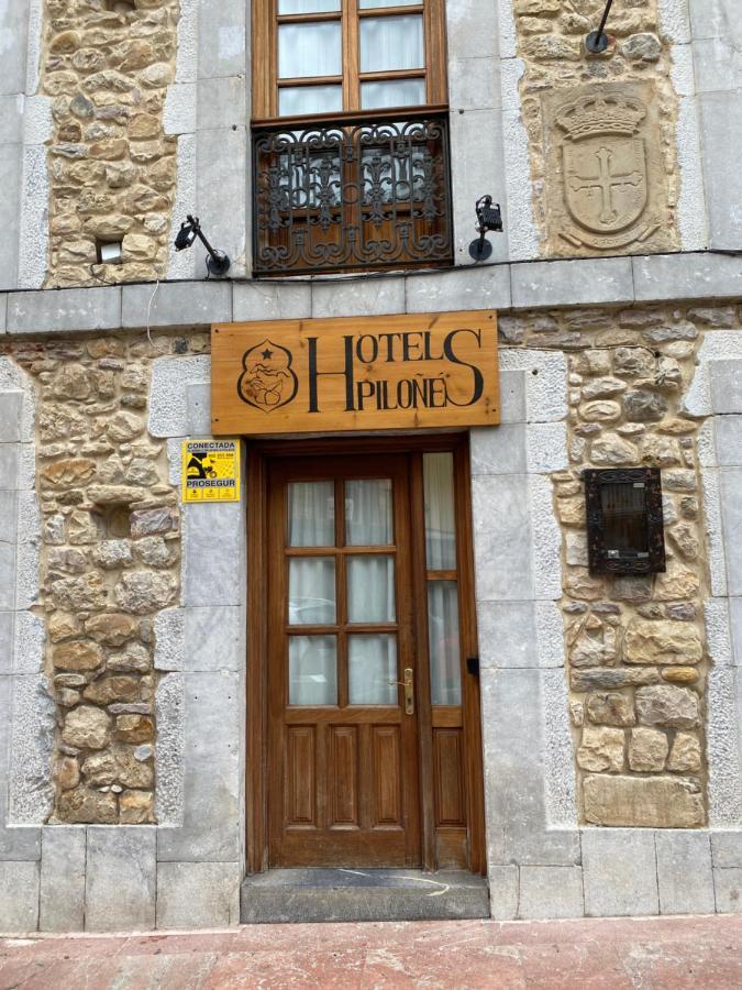 Pilones Hotel Infiesto